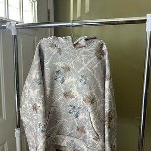 Camouflage Leaf Print Hoodie